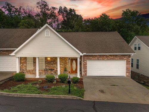 87 Blair Park, Corbin, KY, 40701-1567 | Card Image