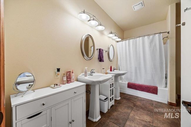 1770 N 3 Rd St, House other with 3 bedrooms, 3 bathrooms and 2 parking in Nyssa OR | Image 23