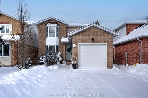 17 Richdale Crt, Kingston, ON, K7K6N3 | Card Image
