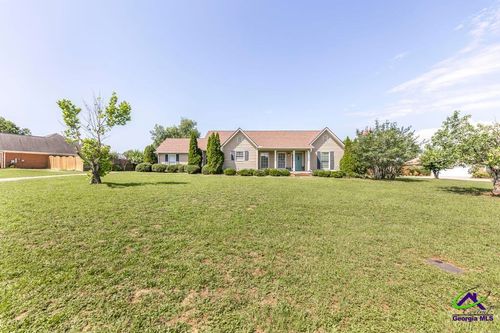 218 Wexford Cir, Bonaire, GA, 31005-4735 | Card Image