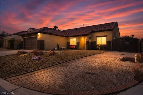 2402 White Sails Ct, North Las Vegas, NV, 89031-0673 | Card Image