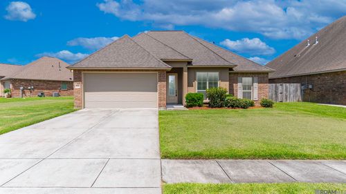 17544 Soaring Flight Dr, Prairieville, LA, 70769-5708 | Card Image