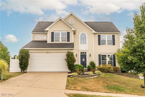 7509 Galena Ave Nw, Canal Fulton, OH, 44614-8155 | Card Image