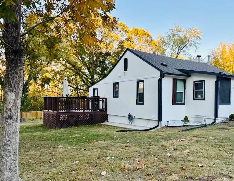 Hayward Ave, Independence, MO 64050