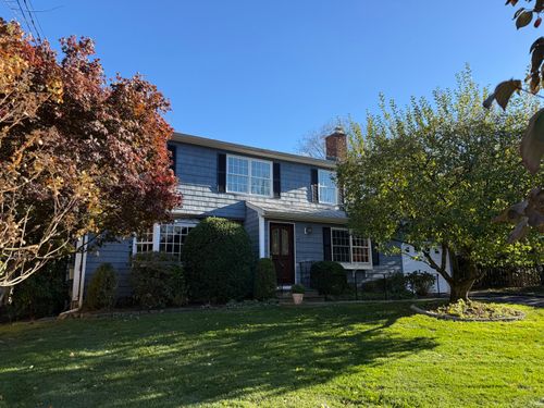 56 Drake Ln, Fairfield, CT, 06824-2925 | Card Image