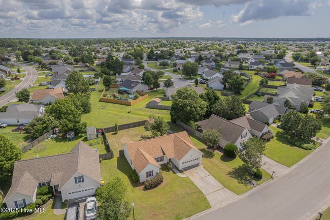 6723 Newbury Way, House other with 3 bedrooms, 2 bathrooms and 2 parking in Wilmington NC | Image 5