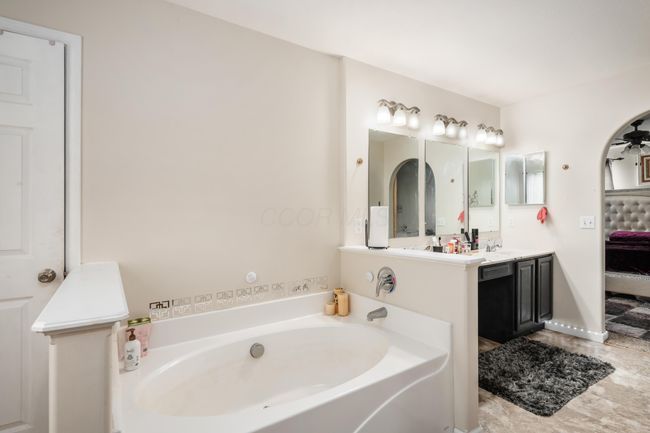 102 Parkdale Dr, House other with 4 bedrooms, 4 bathrooms and null parking in Johnstown OH | Image 18