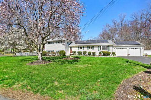 1 Driftwood Ln, Norwalk, CT, 06851-1107 | Card Image