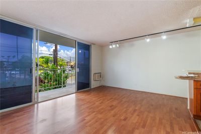 206 - 1941 Church Lane, Home with 1 bedrooms, 1 bathrooms and 1 parking in Honolulu HI | Image 2