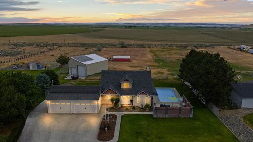 27504 E Ruppert Rd, Benton City, WA, 99320-7715 | Card Image