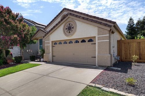 915 Tipperary Drive, Vacaville, CA, 95688 | Card Image