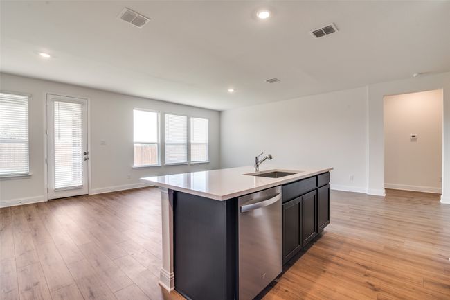 719 Saint Lawrence Dr, House other with 4 bedrooms, 3 bathrooms and null parking in Seagoville TX | Image 10