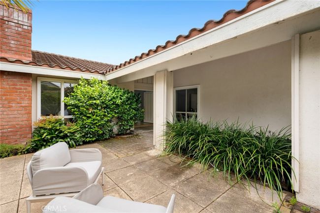 1606 Reef View Cir, House other with 4 bedrooms, 2 bathrooms and 3 parking in Corona del Mar CA | Image 27