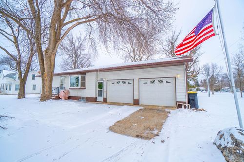 332 4th St Nw, Perham, MN, 56573-1316 | Card Image