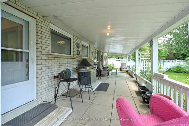 17 Elm St, House other with 3 bedrooms, 2 bathrooms and 3 parking in Alliston ON | Image 4
