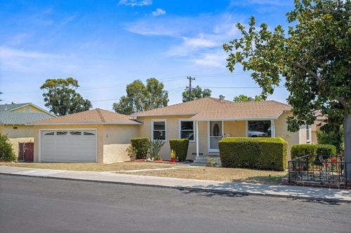 3015 Olive St, Lemon Grove, CA, 91945-2432 | Card Image