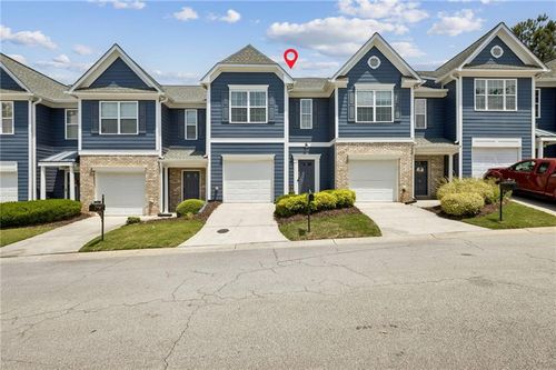 6608 Splashwater Dr, Flowery Branch, GA, 30542-7614 | Card Image