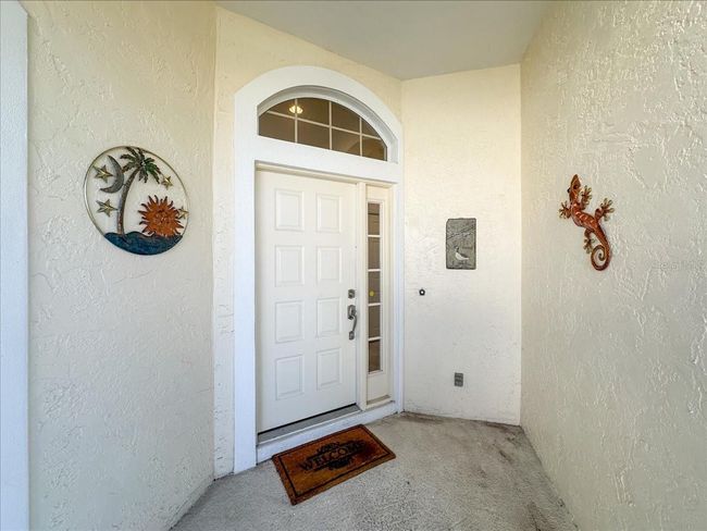 6730 Greenview Ln, House other with 3 bedrooms, 2 bathrooms and null parking in ENGLEWOOD FL | Image 7