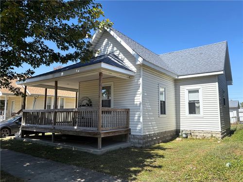 1412 Champaign Ave, Mattoon, IL, 61938-3068 | Card Image