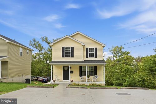 671 Branch St, STRASBURG, VA, 22657-2025 | Card Image
