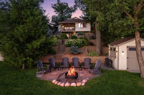 9525 N Shore Trl N, Forest Lake, MN, 55025-9185 | Card Image