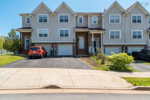 64 Whitehall Crescent, Dartmouth, NS, B2W6N3 | Card Image