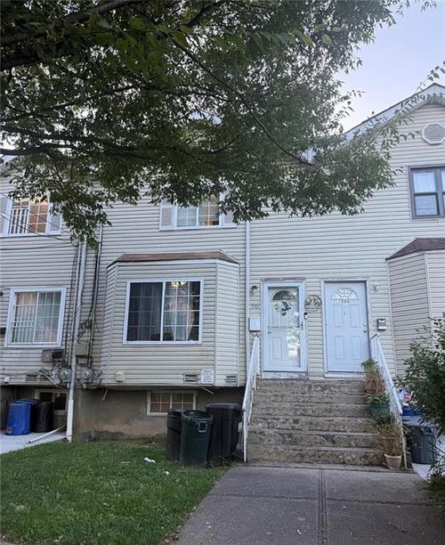 346 Targee St, Staten Island, NY, 10304-1867 | Card Image
