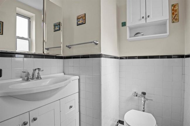 APT-3K - 3200 Netherland Ave, Home with 2 bedrooms, 2 bathrooms and null parking in Bronx NY | Image 11