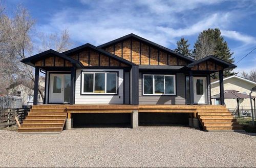 4-969 2 Street Se, Medicine Hat, AB, T1A5K6 | Card Image