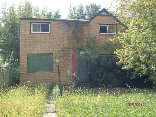 4727 W Custer Avenue, Milwaukee, WI, 53202 | Card Image