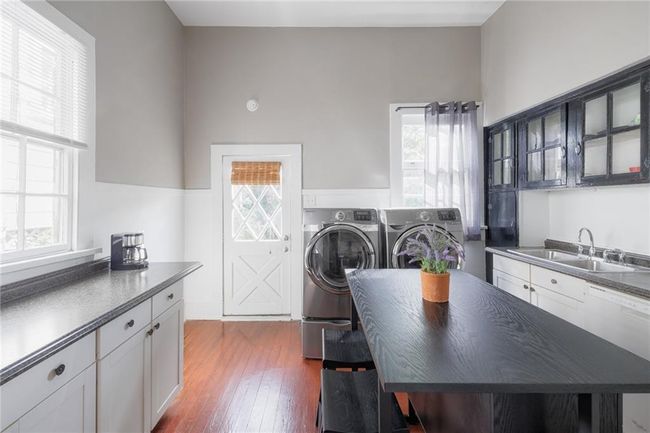 Kitchen | Image 7