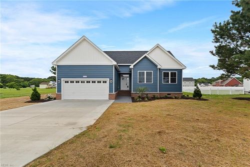 27151 Castle Row, Cape Charles, VA, 23310-7100 | Card Image
