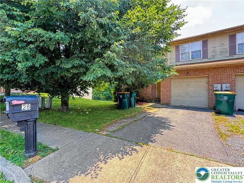 28 Freedom Ter, Palmer Twp, PA, 18045-7442 | Card Image