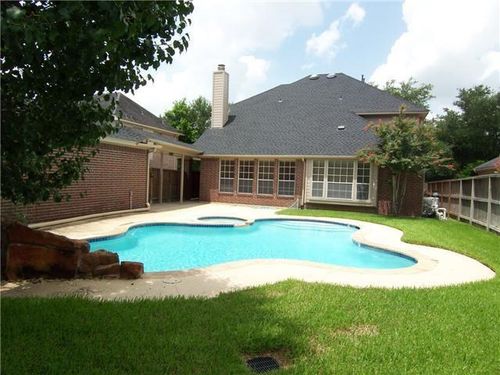 5322 Pebble Way Ln, Houston, TX, 77041-6863 | Card Image