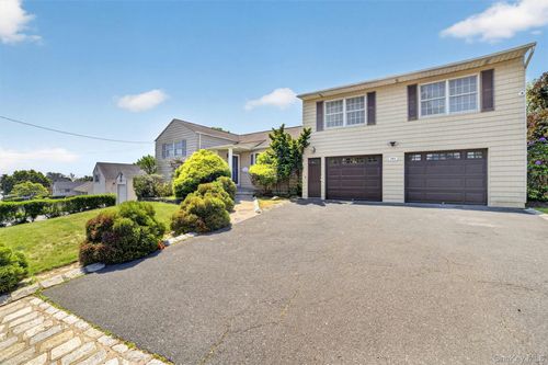 263 Croydon Rd, Yonkers, NY, 10710-1032 | Card Image
