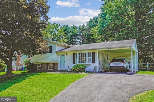 24321 Log House Rd, GAITHERSBURG, MD, 20882-3920 | Card Image