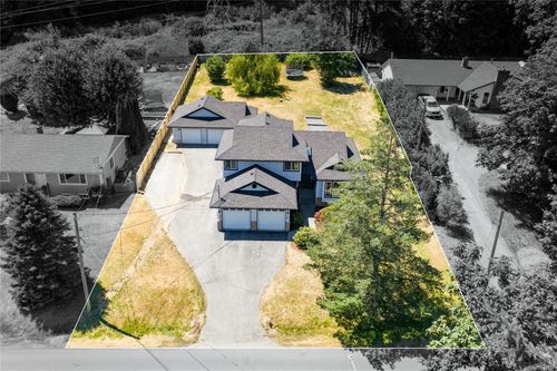 1947 Cinnabar Dr, Nanaimo, BC, V9X1C3 | Card Image