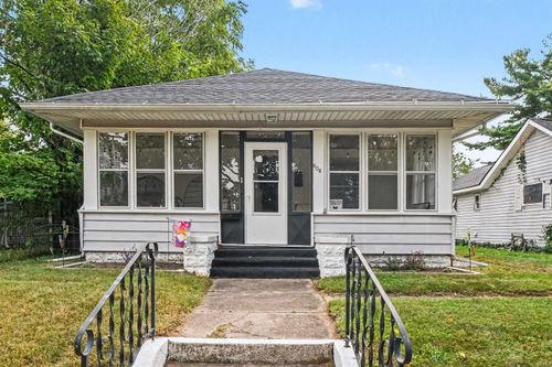 606 S 23rd St, South Bend, IN, 46615-2104 | Card Image