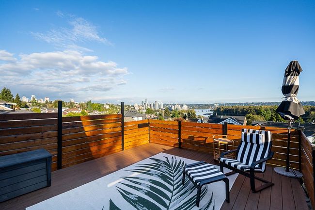 1716 7 Th Ave, House other with 3 bedrooms, 3 bathrooms and null parking in New Westminster BC | Image 16