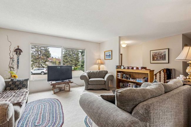 201 11 Ave Sw, House other with 4 bedrooms, 2 bathrooms and 4 parking in High River AB | Image 8