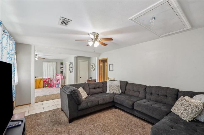 1945 N 23 Rd St, House other with 3 bedrooms, 2 bathrooms and null parking in Beaumont TX | Image 6