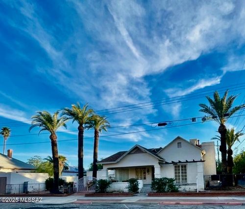 28 E 15th Street, Tucson, AZ, 85701 | Card Image