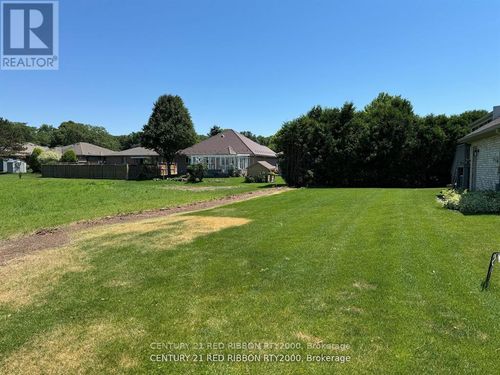 483 Tanya St, Strathroy, ON, N7G4A6 | Card Image