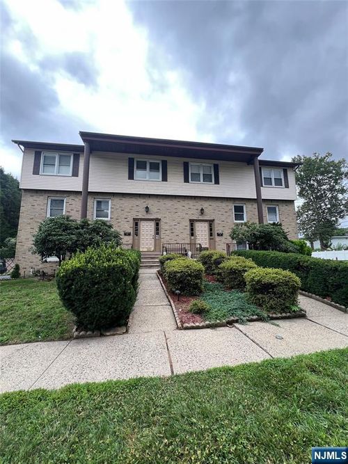 6 Daniel Ct, Saddle Brook, NJ, 07663-4501 | Card Image