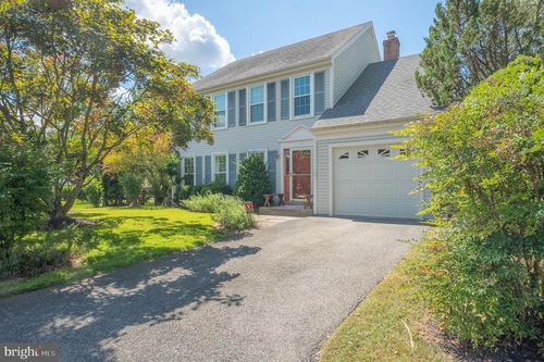 22 Burnt Woods Ct, GERMANTOWN, MD, 20874-3922 | Card Image