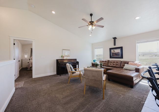 380 Valley Bend Dr, House other with 5 bedrooms, 3 bathrooms and null parking in Spring Creek NV | Image 8