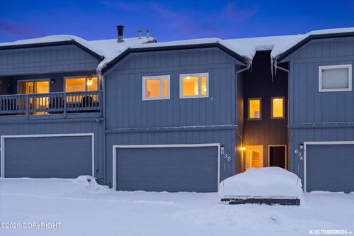 638 King Arthur Cir, Anchorage, AK, 99518-2203 | Card Image