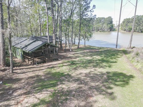 9126 Lazy Ln, Montgomery, TX, 77316-2046 | Card Image