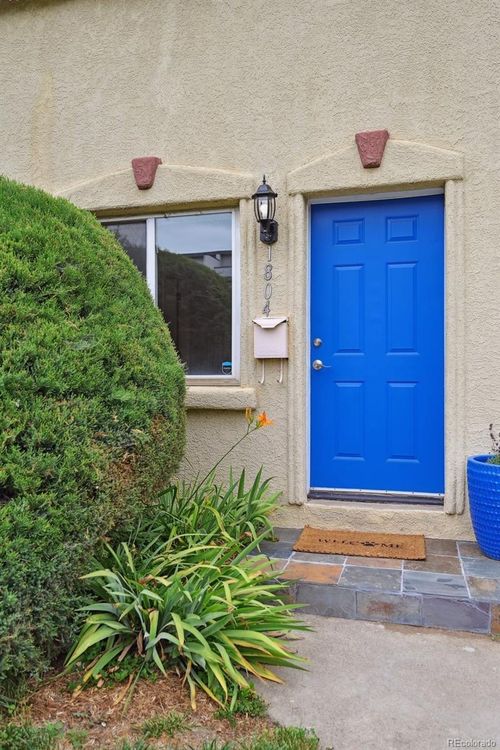 1804 Grove St, Denver, CO, 80204-1731 | Card Image