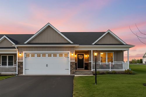 277 Jocelyn Ln, WAYNESBORO, VA, 22980-9648 | Card Image